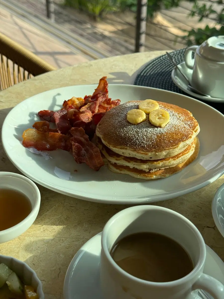 Pancakes with banana and bacon