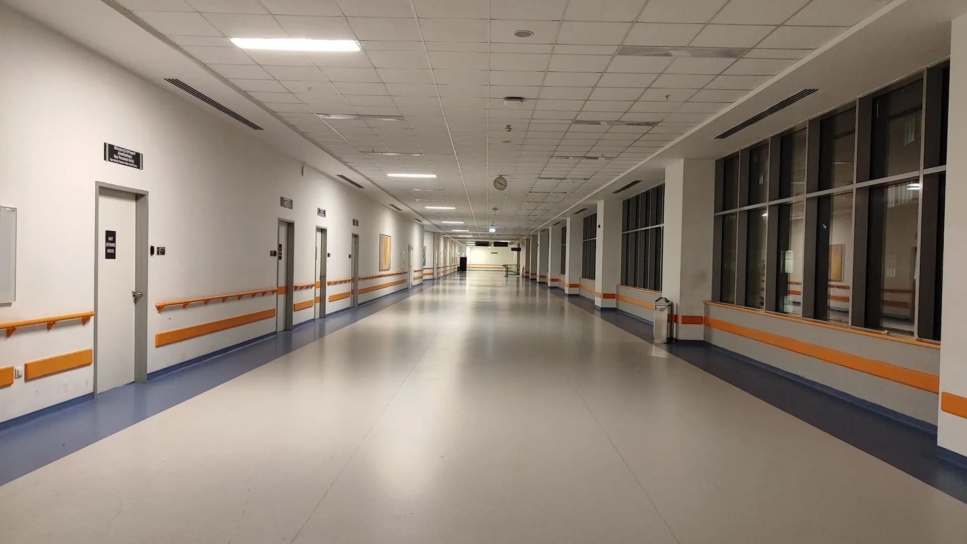 The outpatient corridor leading to the specialist clinics