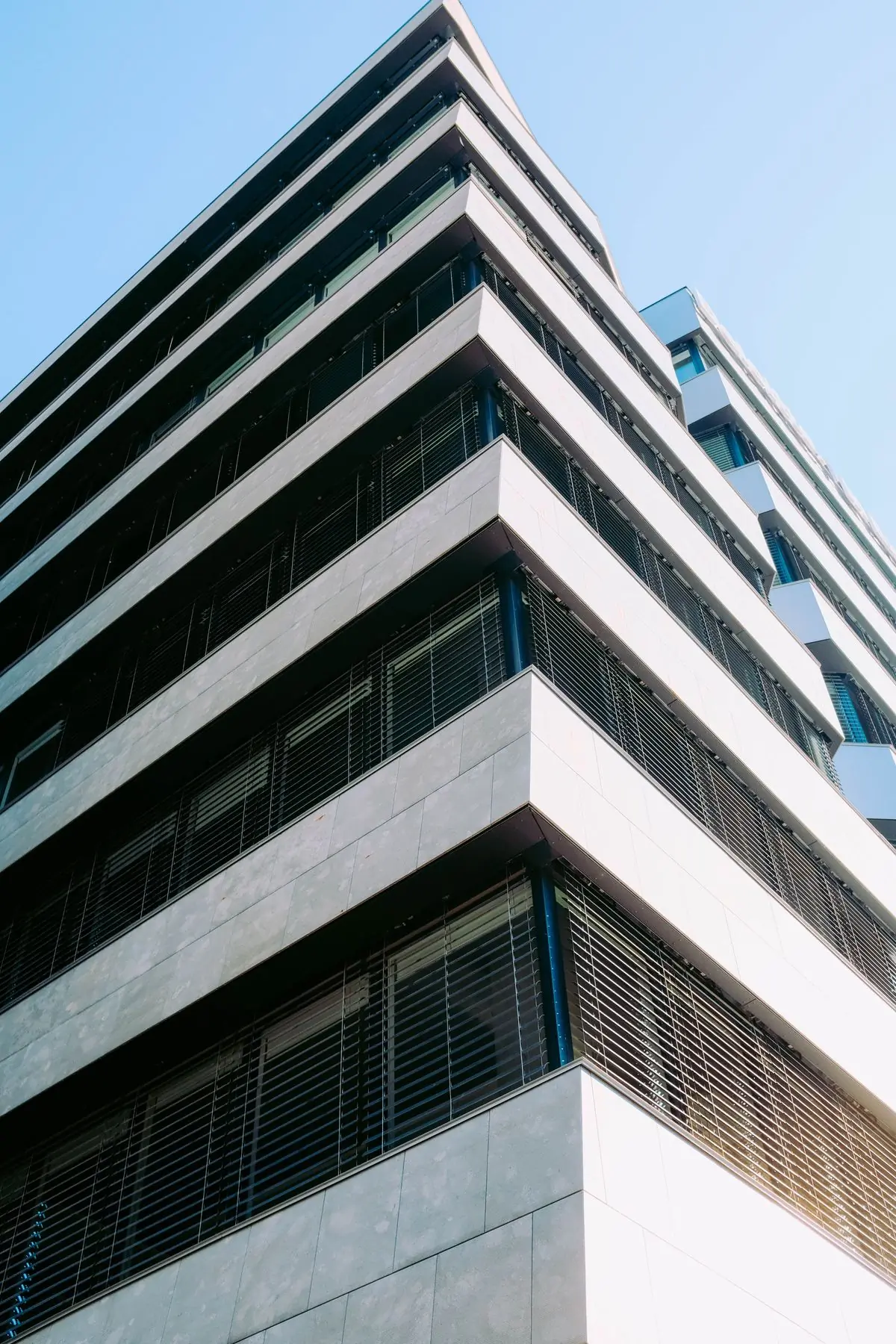 The finished facade of the completed block
